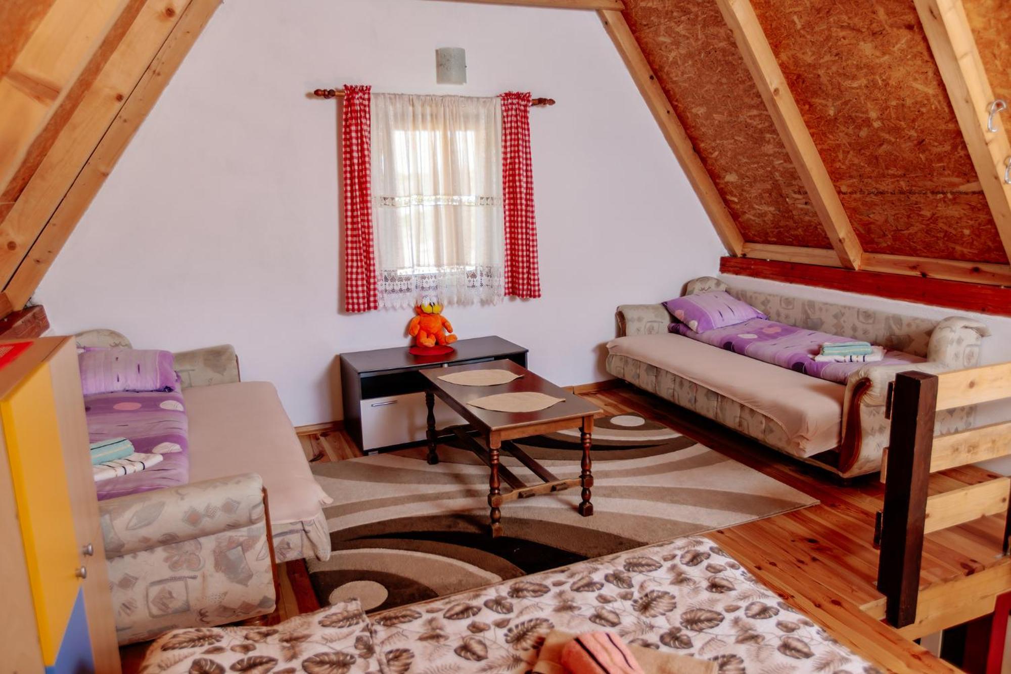 Household Uscumlic - Oaza Mira Bed & Breakfast Plužine Dış mekan fotoğraf