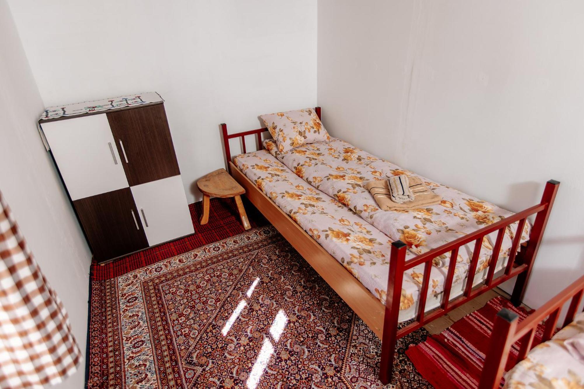 Household Uscumlic - Oaza Mira Bed & Breakfast Plužine Dış mekan fotoğraf